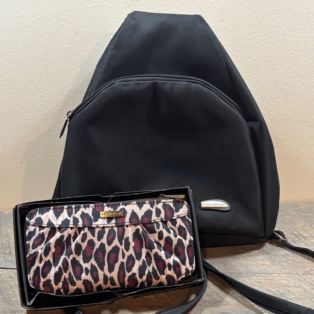 Travelon Black Backpack with wallet zip up Leopard Print Clutch